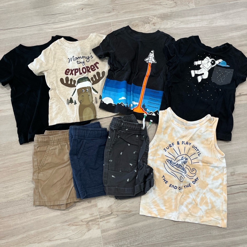 Kids T-Shirts and Shorts Bundle of 8 Items Size 18 Months